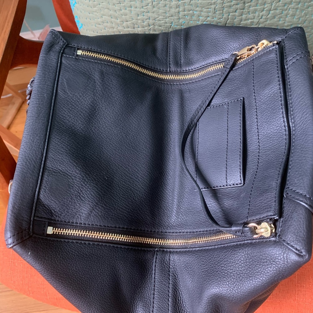 💥SOLD💥Tory Burch Large Half Moon Satchel - Picture 6 of 9